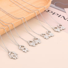 Carregar imagem no visualizador da galeria, Pendant Rhinestone Stainless Steel Necklace
