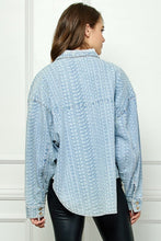 Carregar imagem no visualizador da galeria, Veveret Button Up Dropped Shoulder Denim Top
