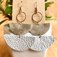 Carregar imagem no visualizador da galeria, Geometrical Shape Dangle Earrings
