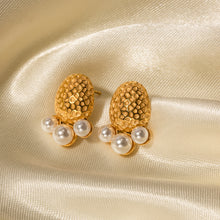 Carregar imagem no visualizador da galeria, Imitation Pearl Stainless Steel Stud Earrings
