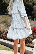 Carregar imagem no visualizador da galeria, V-Neck Half Sleeve Mini Denim Dress
