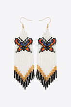 Carregar imagem no visualizador da galeria, Butterfly Beaded Dangle Earrings
