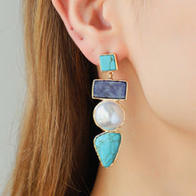 Carregar imagem no visualizador da galeria, Geometric Imitation Gemstone Alloy Earrings
