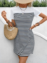 Carregar imagem no visualizador da galeria, Striped Round Neck Short Sleeve Mini Tee Dress
