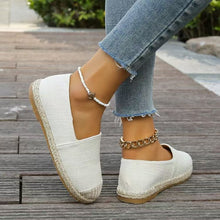 Carregar imagem no visualizador da galeria, Round Toe Flat Slip-Ons
