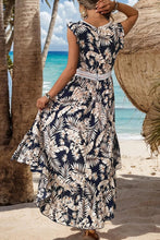 Carregar imagem no visualizador da galeria, High-Low Printed V-Neck Cap Sleeve Midi Dress
