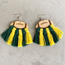 Carregar imagem no visualizador da galeria, Fringe Detail Football Shape Wooden Dangle Earrings
