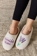 Carregar imagem no visualizador da galeria, Melody Sequin Pattern Cozy Slippers
