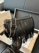 Carregar imagem no visualizador da galeria, PU Leather Fringe Studded Crossbody Bag
