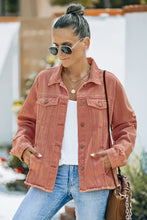 Carregar imagem no visualizador da galeria, Distressed Raw Hem Denim Jacket
