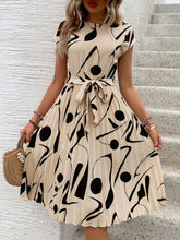 Carregar imagem no visualizador da galeria, Tied Pleated Printed Cap Sleeve Dress
