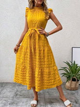 Carregar imagem no visualizador da galeria, Tied Ruffled Cap Sleeve Midi Dress
