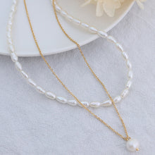 Carregar imagem no visualizador da galeria, Double-Layered Freshwater Pearl Necklace
