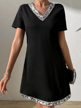 Carregar imagem no visualizador da galeria, Sequin V-Neck Short Sleeve Mini Dress
