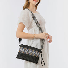 Carregar imagem no visualizador da galeria, Geometric Straw Weave Crossbody Bag
