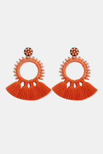 Carregar imagem no visualizador da galeria, Bead Detail Tassel Dangle Earrings
