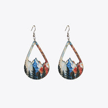 Carregar imagem no visualizador da galeria, Teardrop Shape Dangle Earrings
