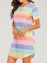 Carregar imagem no visualizador da galeria, Striped Round Neck Short Sleeve Tee Dress
