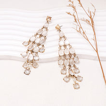 Carregar imagem no visualizador da galeria, Alloy &amp; Rhinestone Teardrop Earrings
