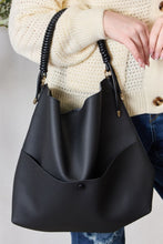 Carregar imagem no visualizador da galeria, SHOMICO Vegan Leather Handbag with Pouch
