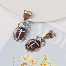 Carregar imagem no visualizador da galeria, Beetle Shape Rhinestone Alloy Dangle Earrings
