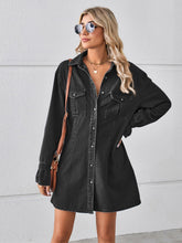 Carregar imagem no visualizador da galeria, Pocketed Dropped Shoulder Mini Denim Dress
