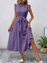 Carregar imagem no visualizador da galeria, Tied Ruffled Cap Sleeve Midi Dress
