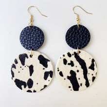 Carregar imagem no visualizador da galeria, Genuine Cowhide Leather Dangle Earrings
