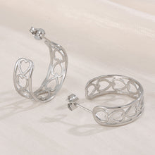 Carregar imagem no visualizador da galeria, Stainless Steel C-Hoop Earrings
