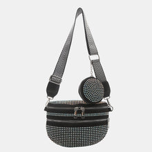 Carregar imagem no visualizador da galeria, Studded Adjustable Strap Crossbody Bag
