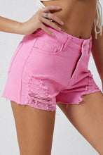 Carregar imagem no visualizador da galeria, Distressed Denim Shorts
