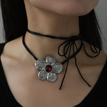 Load image into Gallery viewer, Tied Alloy Rhinestone Flower Shape Necklace
