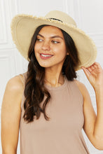 Carregar imagem no visualizador da galeria, Fame Time For The Sun Straw Hat
