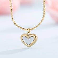 Carregar imagem no visualizador da galeria, Mother-Of-Pearl Heart Pendant Stainless Steel Necklace
