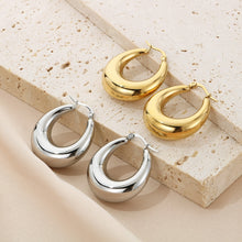 Carregar imagem no visualizador da galeria, Stainless Steel Hinged Hoop Earrings
