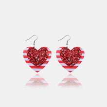 Carregar imagem no visualizador da galeria, PU Leather Iron Hook Sequin Heart Earrings
