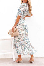 Carregar imagem no visualizador da galeria, High-Low Printed Surplice Flutter Sleeve Midi Dress
