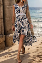 Carregar imagem no visualizador da galeria, High-Low Printed V-Neck Cap Sleeve Midi Dress
