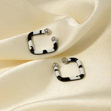 Carregar imagem no visualizador da galeria, Stainless Steel Oil Drip Cuff Earrings
