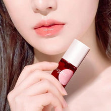 Carregar imagem no visualizador da galeria, 4 Colors Lip Tint Stain Set,Matte Velvet Lip Tint Watery Lip Stain Mini Liquid Lipstick, Moisturizing Waterproof Long Wear Plump Lip Gloss Long-lasting Waterproof Korean Lip Tint Non-Sticky…
