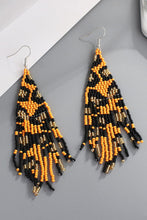 Carregar imagem no visualizador da galeria, Beaded Dangle Earrings
