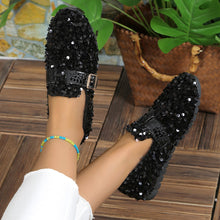 Carregar imagem no visualizador da galeria, Sequin Round Toe Slip-Ons
