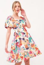 Carregar imagem no visualizador da galeria, And The Why Square Neck Puff Sleeve Floral Dress
