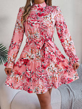 Carregar imagem no visualizador da galeria, Printed Mock Neck Flounce Sleeve Mini Dress
