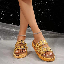 Carregar imagem no visualizador da galeria, Sequin Trim Open Toe Sandals
