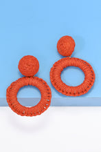 Carregar imagem no visualizador da galeria, Round Shape Raffia Grass Dangle Earrings
