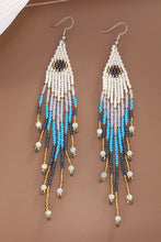 Carregar imagem no visualizador da galeria, Beaded Dangle Earrings
