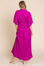 Carregar imagem no visualizador da galeria, BOMBOM Surplice Maxi Dress with Pockets
