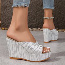 Carregar imagem no visualizador da galeria, Peep Toe Wedge Sandals
