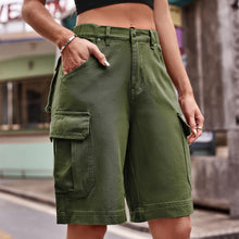 Carregar imagem no visualizador da galeria, Denim Cargo Shorts with Pockets
